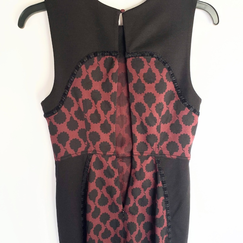 Rachel Roy Black & Maroon Detail Sleeveless Dress - Picture 7 of 8